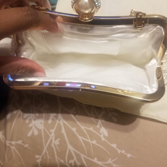 Neiman Marcus Rhinestone Pearl Clutch Crossbody Shoulder Bag - Picture 3 of 5